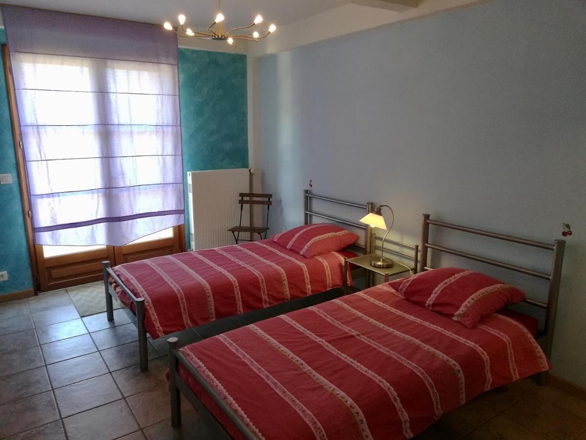 Chambres D'Hotes Le Clos Saint-Pierre-la-Palud Екстериор снимка