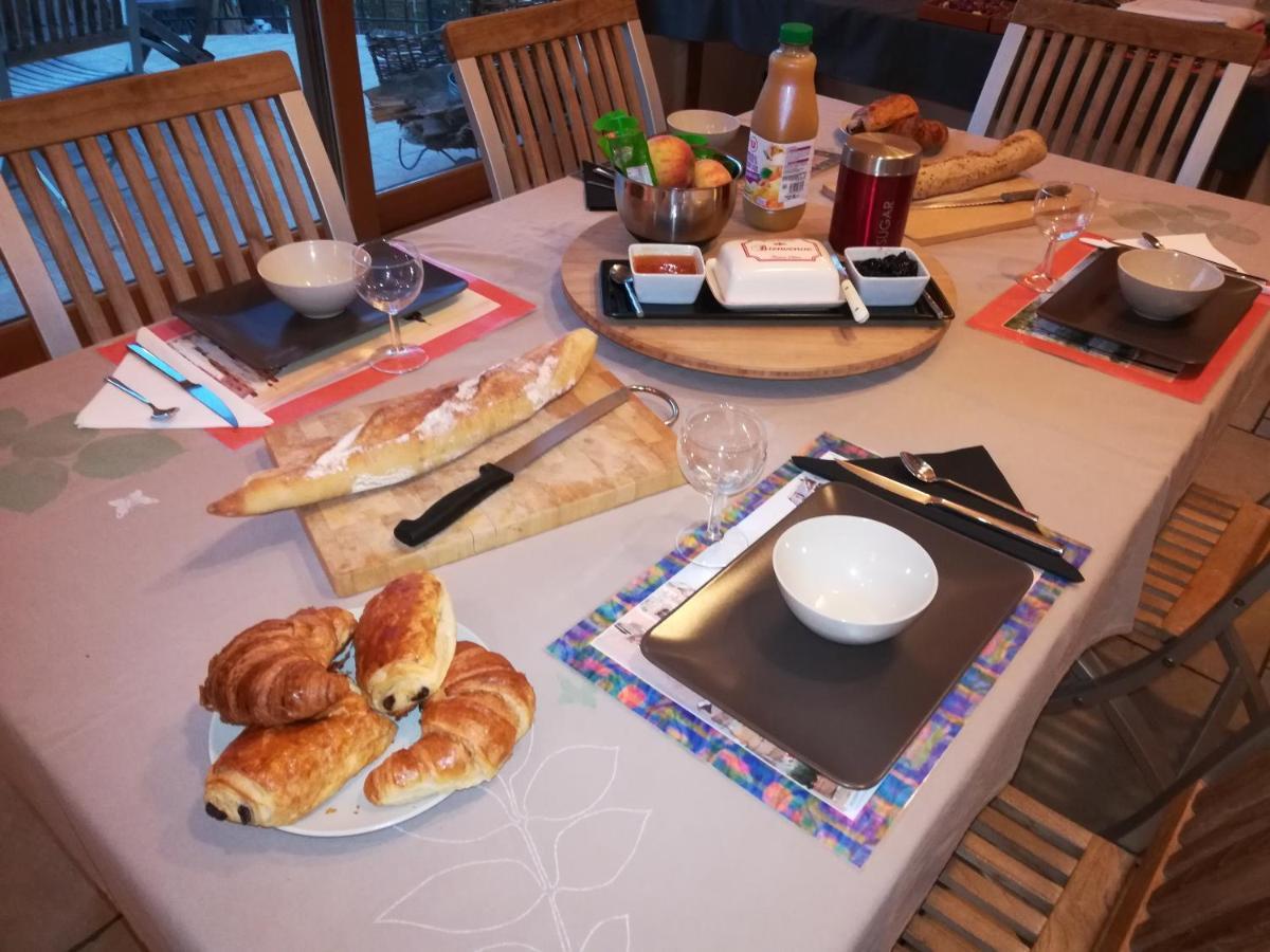 Chambres D'Hotes Le Clos Saint-Pierre-la-Palud Екстериор снимка