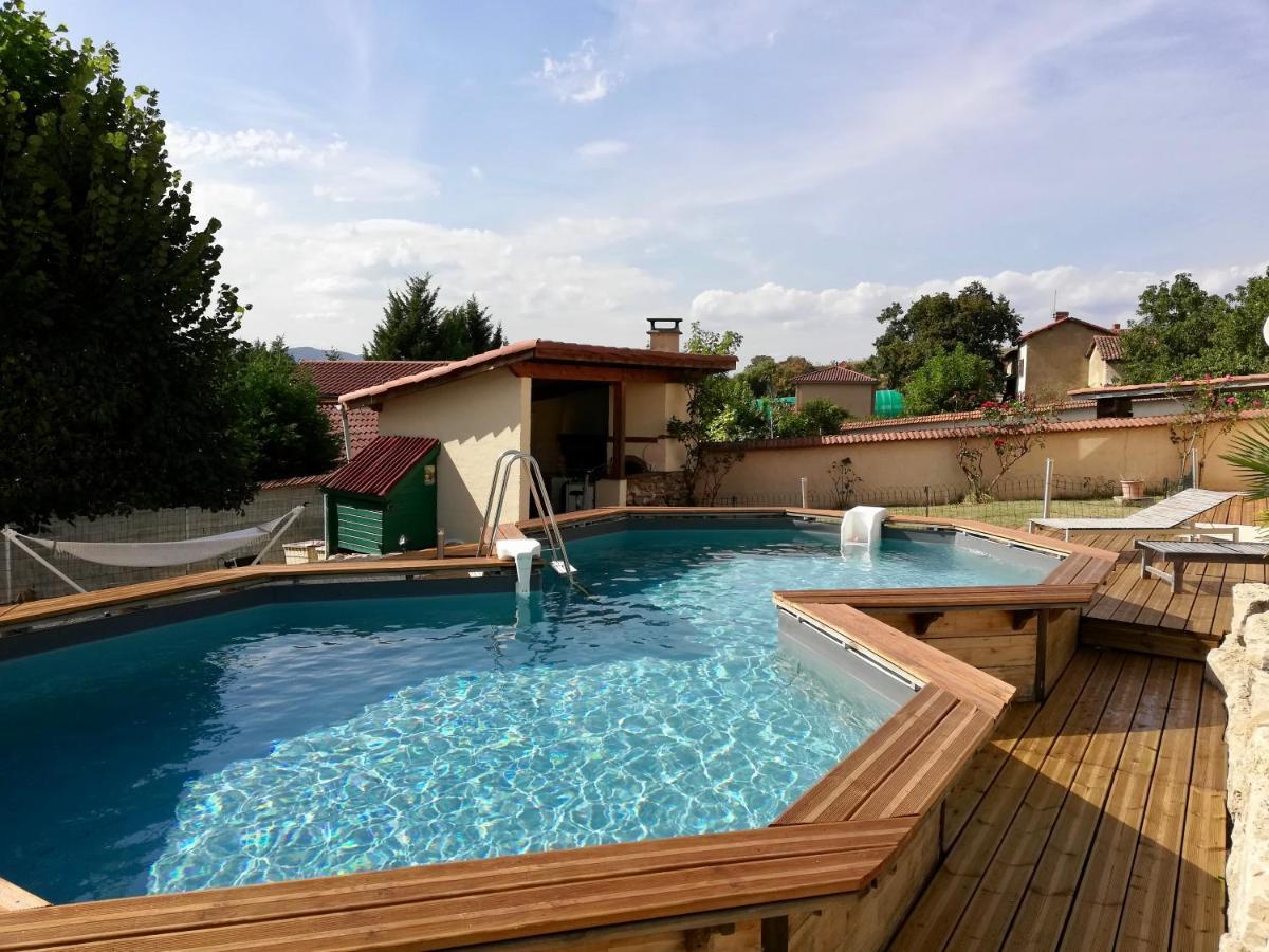 Chambres D'Hotes Le Clos Saint-Pierre-la-Palud Екстериор снимка